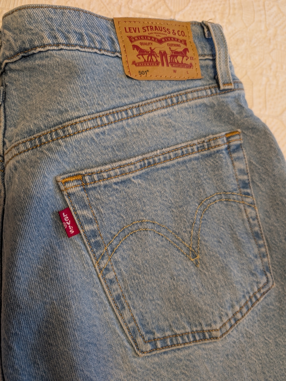 Levi's Women's Light Blue High-Rise 501® Jeans